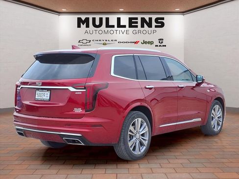 Used 2024 Cadillac XT6 Premium Luxury AWD/4WD image 5
