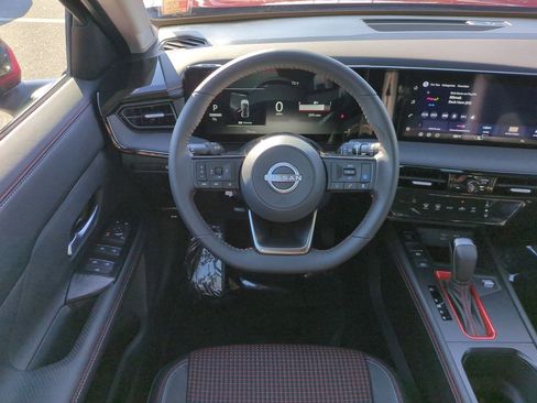 New 2026 Nissan Kicks SR image 29