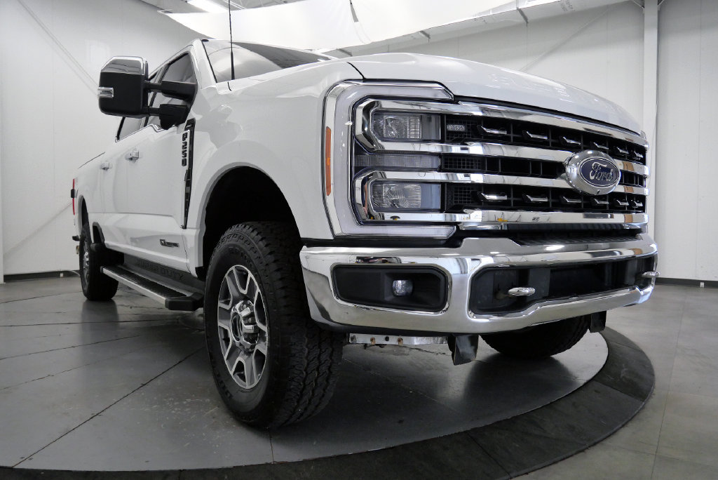 Used 2023 Ford F250 Lariat w/ Chrome Package AWD/4WD image 42