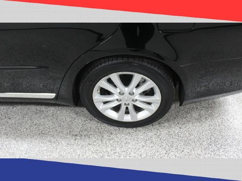 Used 2011 Lexus ES 350 image 40