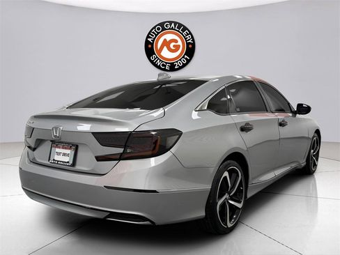 Used 2020 Honda Accord EX image 7