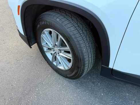 Used 2023 Chevrolet Traverse LT w/ LPO, Cargo Package AWD/4WD image 14