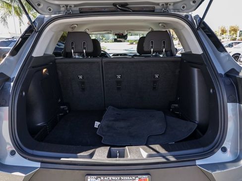 Used 2023 Chevrolet TrailBlazer LT FWD image 19