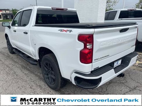 New 2025 Chevrolet Silverado 1500 Custom image 3