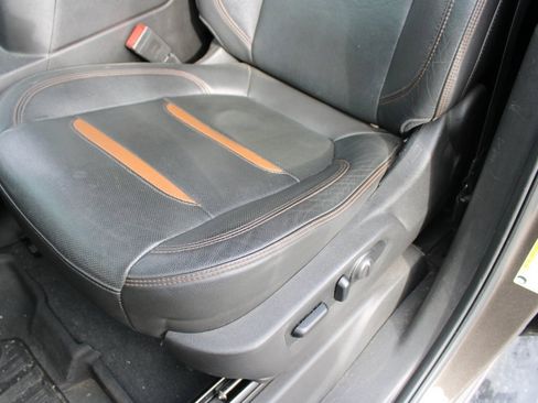 Used 2019 GMC Sierra 1500 AT4 w/ AT4 Premium Package image 24