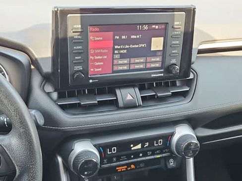 Used 2021 Toyota RAV4 XLE FWD image 21