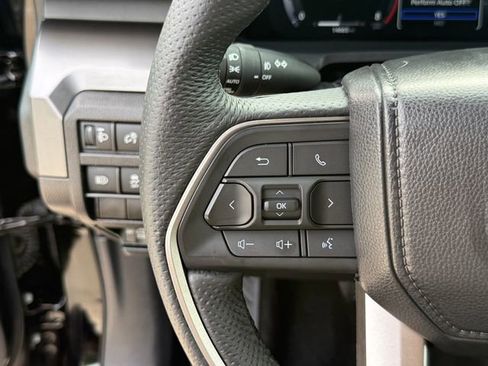 Used 2026 Toyota Tacoma TRD Off-Road AWD/4WD image 16