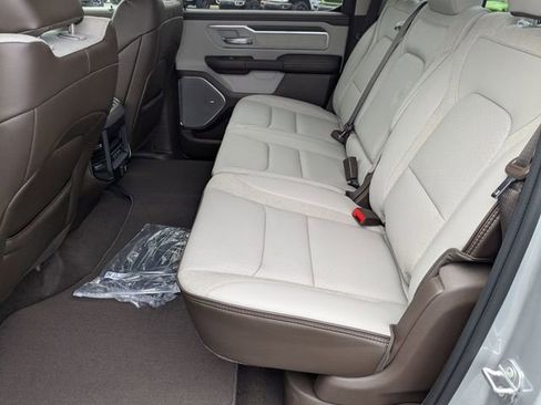 New 2026 RAM 1500 Laramie AWD/4WD image 29