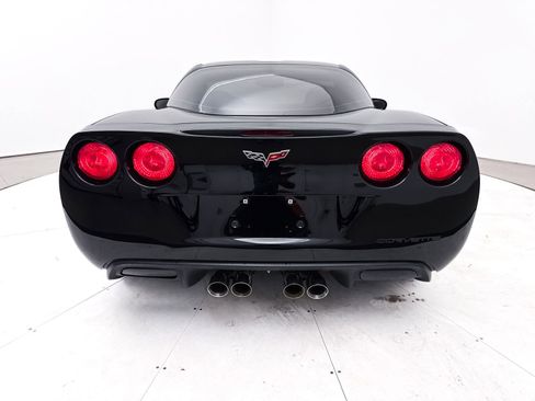 Used 2008 Chevrolet Corvette Coupe w/ Z51 Performance Package RWD image 14
