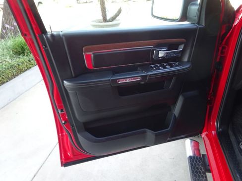Used 2019 RAM 1500 Laramie w/ Convenience Group RWD image 25