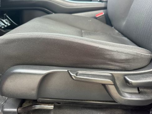 Used 2016 Honda HR-V LX image 14