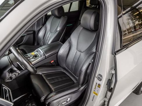 Used 2020 BMW X5 sDrive40i w/ M Sport Package image 39