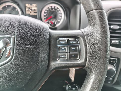 Used 2018 RAM 1500 Express w/ Express Value Package AWD/4WD image 23