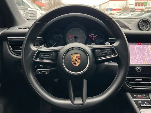 Used 2023 Porsche Macan S image 18
