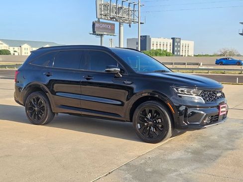 Used 2023 Kia Sorento SX image 3