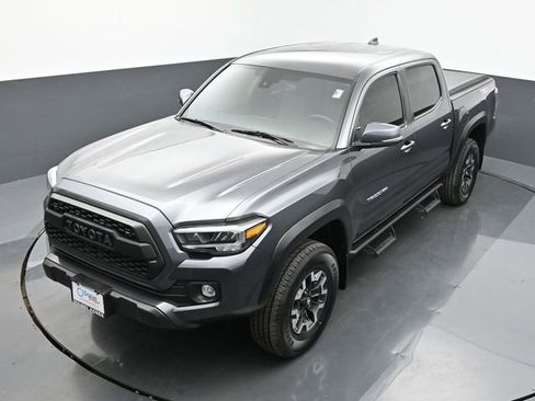 Used 2021 Toyota Tacoma TRD Off-Road image 20