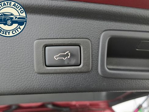 Used 2017 Subaru Forester 2.0XT Touring AWD/4WD image 38