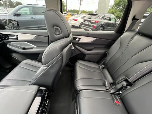 Certified 2025 Acura MDX SH-AWD w/ Technology Package image 3