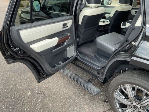 Used 2024 Toyota Sequoia Capstone image 18