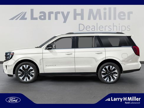 New 2025 Ford Expedition Platinum w/ Stealth Performance Package image 3
