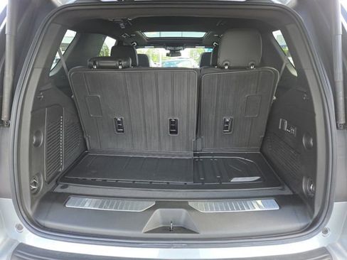 Used 2023 GMC Yukon Denali w/ LPO, Floor Liner Package AWD/4WD image 28