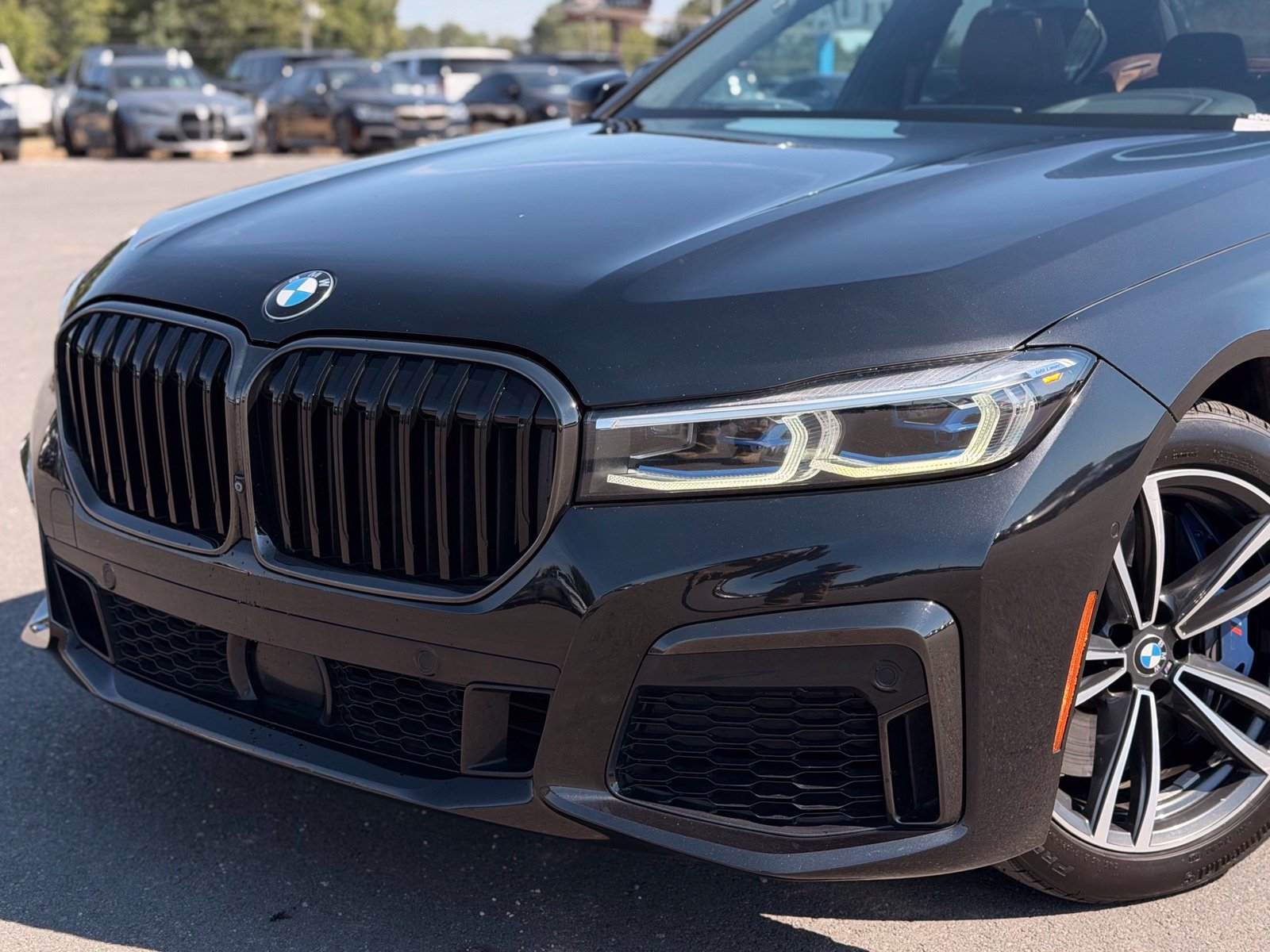 Used 2020 BMW 750i xDrive w/ Executive Package AWD/4WD image 19