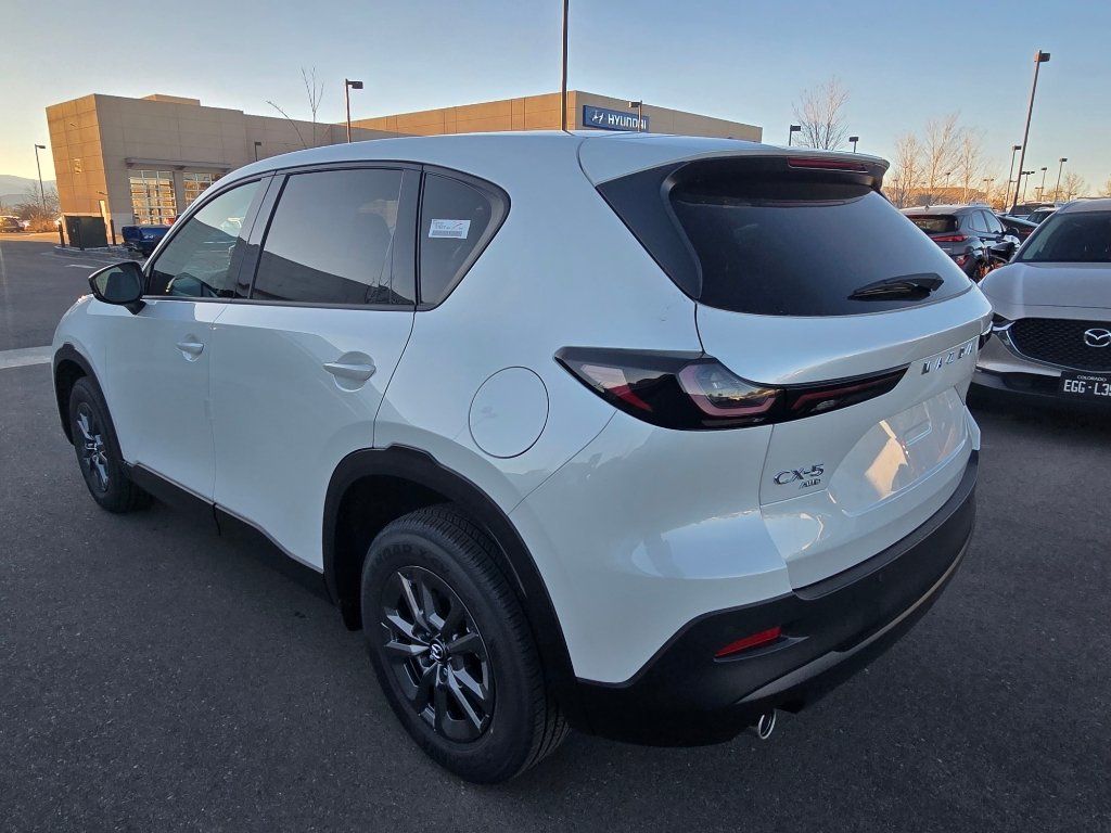 New 2026 MAZDA CX-5 Select AWD/4WD image 3