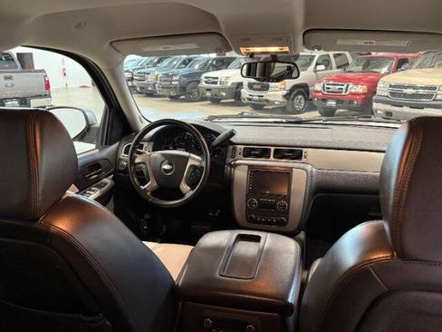 Used 2008 Chevrolet Avalanche LTZ AWD/4WD image 19