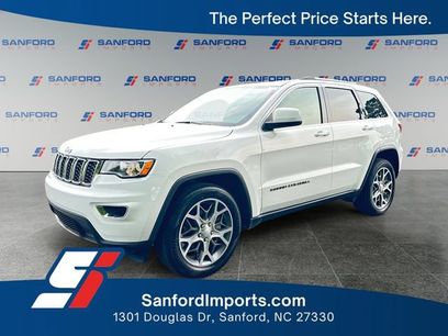 Used 2021 Jeep Grand Cherokee Laredo
