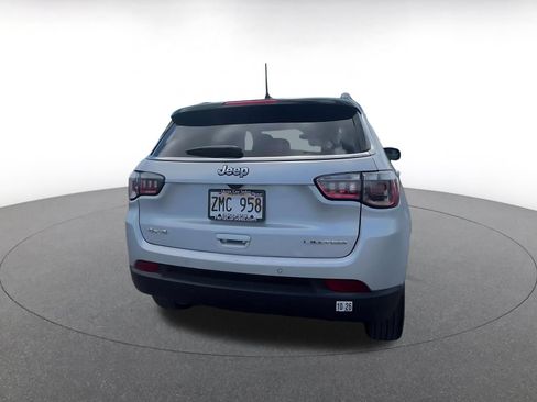 Used 2025 Jeep Compass Limited AWD/4WD image 15