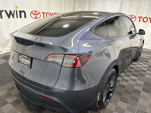 Used 2023 Tesla Model Y Long Range AWD/4WD image 8