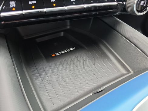 New 2026 Chevrolet Equinox EV LT FWD image 19