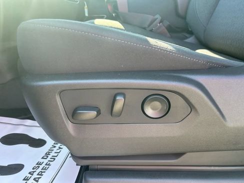 New 2026 Chevrolet Silverado 1500 RST w/ LPO, Dark Essentials Package AWD/4WD image 17