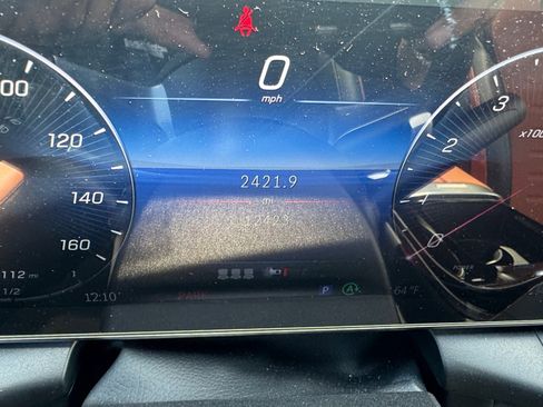 Used 2024 Mercedes-Benz GLC 300 4MATIC image 22