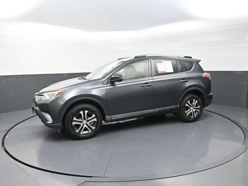 Used 2016 Toyota RAV4 LE FWD image 49
