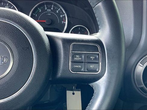 Used 2015 Jeep Wrangler Sport w/ Connectivity Group image 17