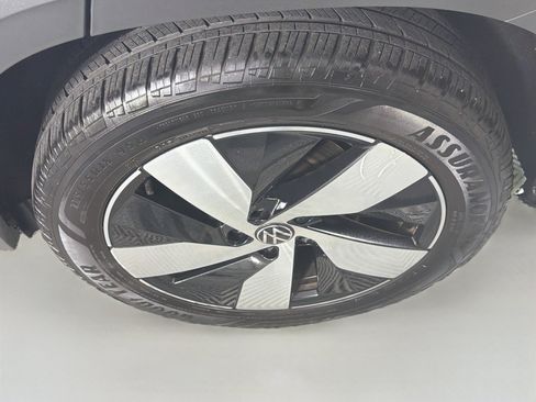 Used 2024 Volkswagen Taos S AWD/4WD image 11