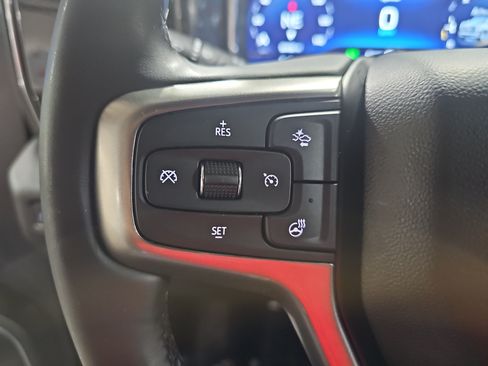 Used 2023 Chevrolet Silverado 1500 LT AWD/4WD image 17