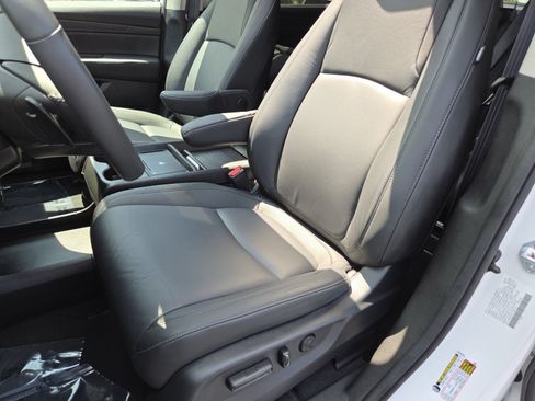 Certified 2026 Honda Odyssey EX-L image 28