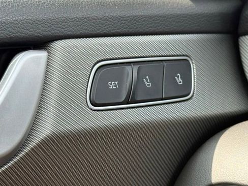 Used 2024 Hyundai Palisade SEL w/ Premium Package FWD image 24
