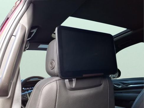 Used 2021 GMC Yukon Denali w/ Denali Premium Package image 17