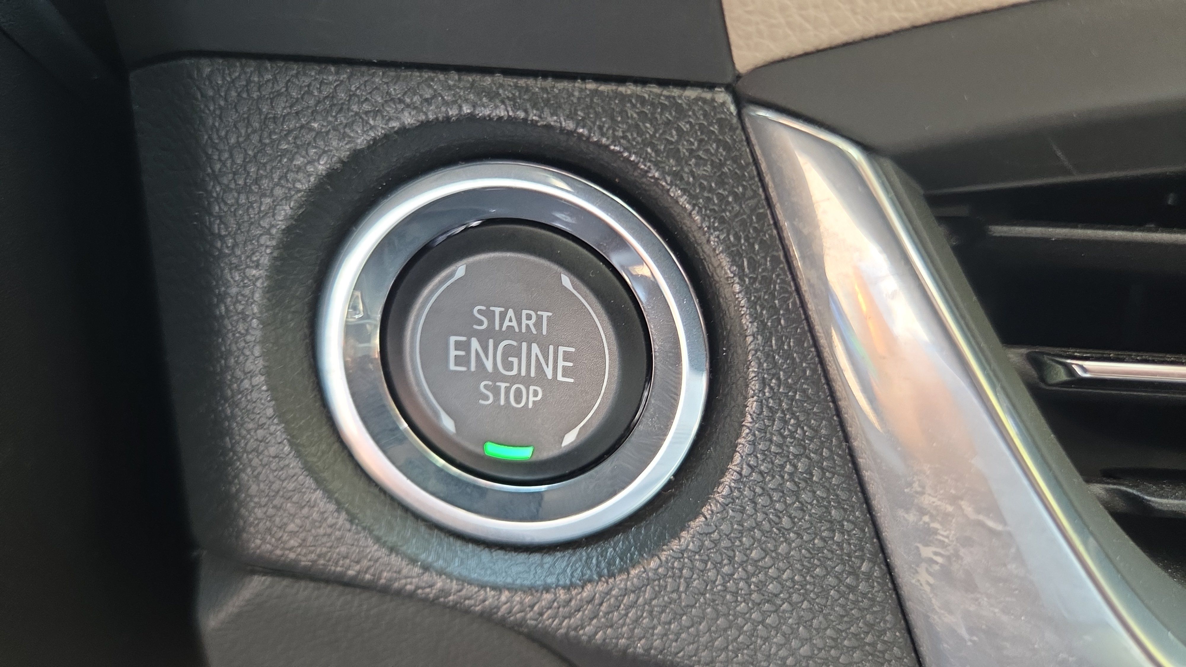 Certified 2024 Buick Encore GX Preferred FWD image 22