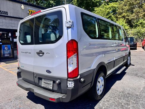Used 2016 Ford Transit 350 XLT RWD image 7