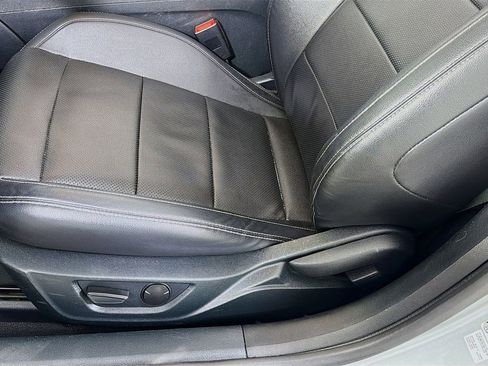 Used 2023 Ford Mustang Premium image 22