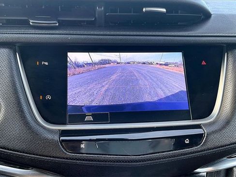 Used 2022 Cadillac XT5 Premium Luxury image 17