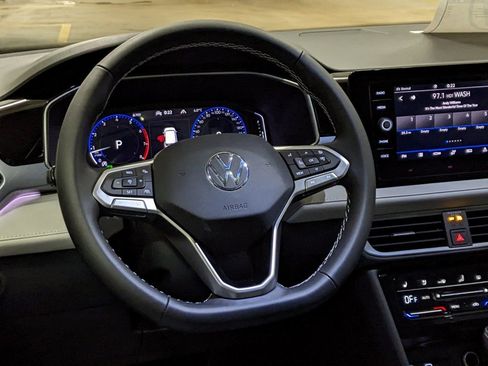 New 2026 Volkswagen Taos SEL image 14