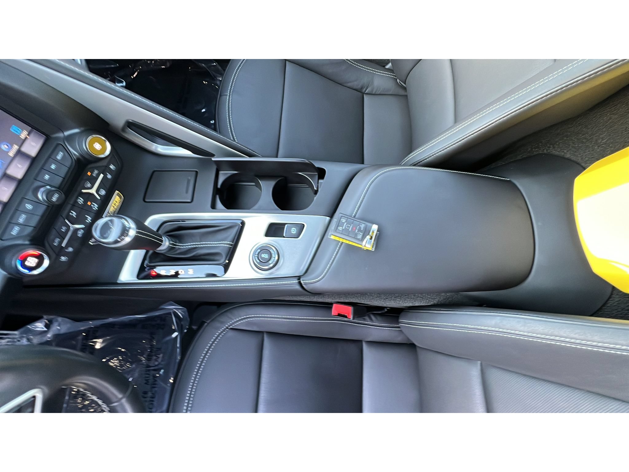 Certified 2016 Chevrolet Corvette Stingray Convertible w/ 2LT Preferred Equipment Group RWD image 20