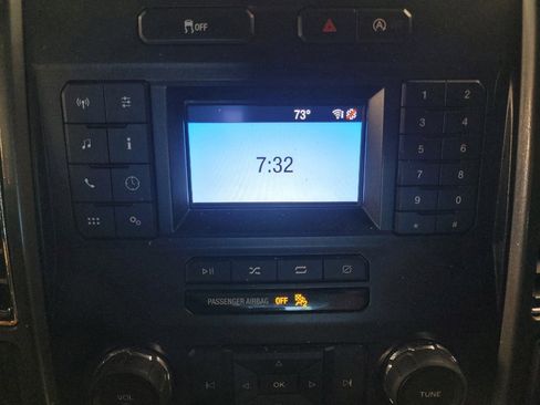 Used 2018 Ford F150 XLT w/ Equipment Group 301A Mid RWD image 25