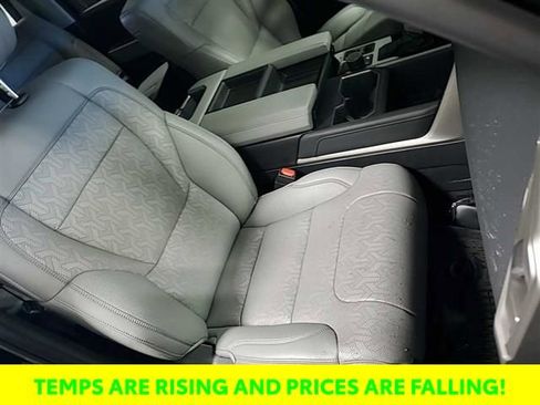 Used 2023 Toyota Tundra Limited image 21