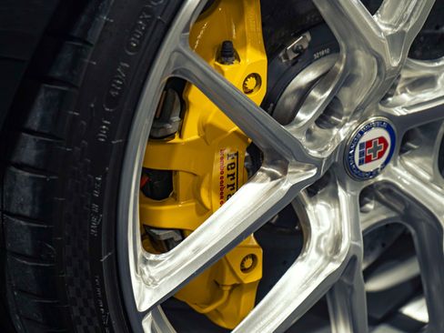 Used 2016 Ferrari 488 Spider image 15